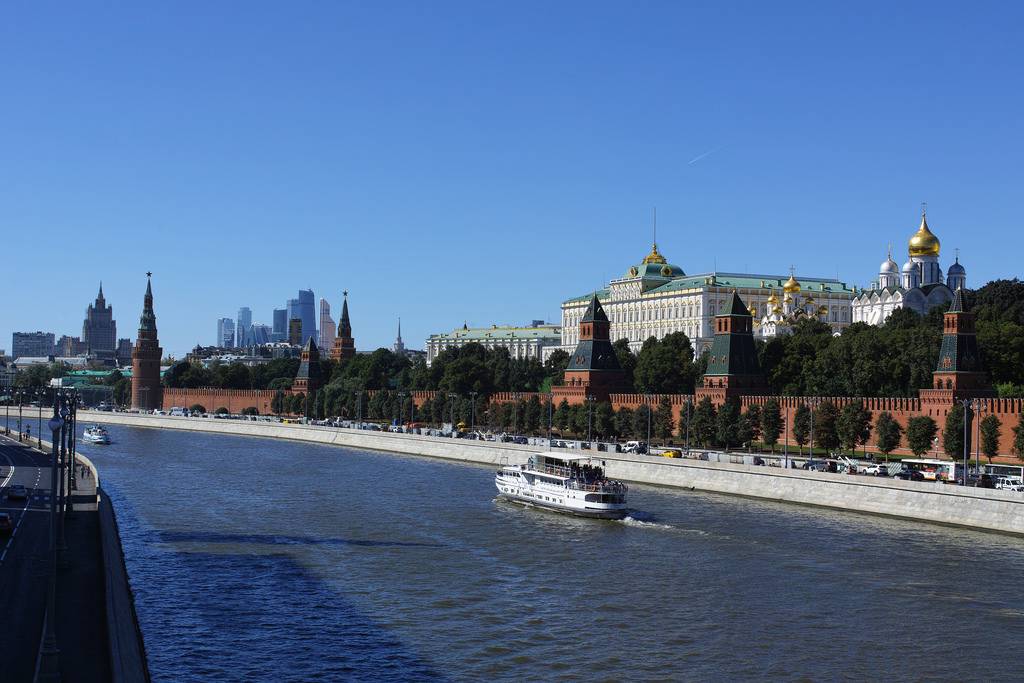 Первый дом от Кремля