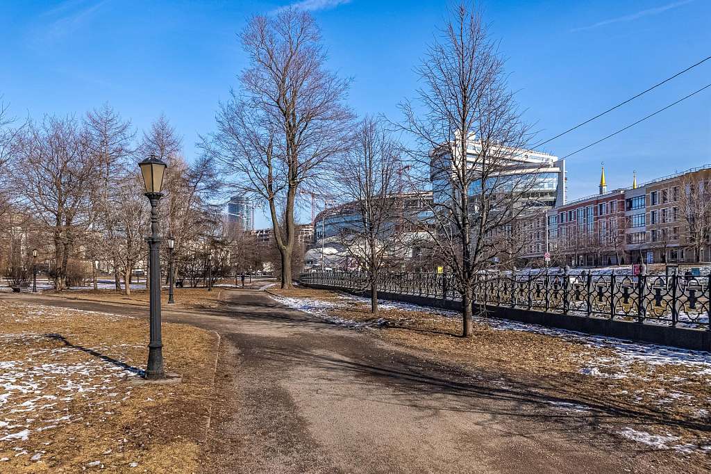  63,90 ² Sole Hills