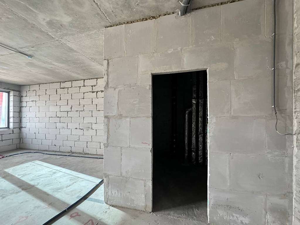  42,50 ²  Headliner