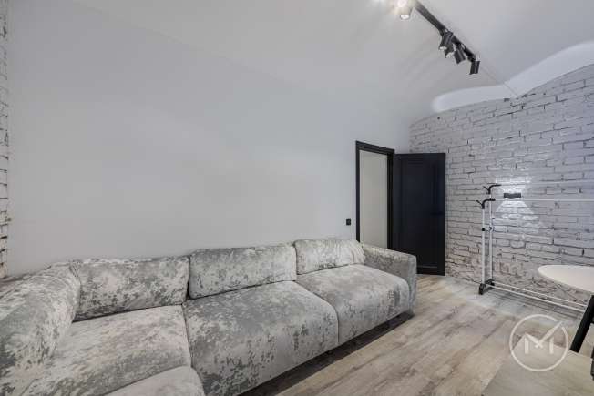 Коммерческое помещение 72,60 м² Чаплыгина д. 8 стр. 1 Коммерческое помещение 72,60 м² Чаплыгина д. 8 стр. 1
