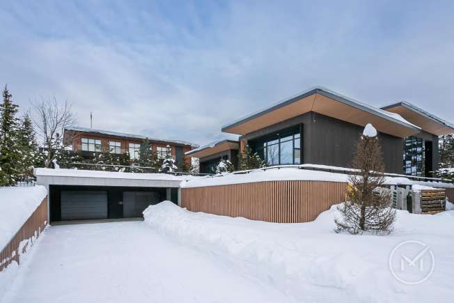 ������� 479,6 �² �� ��������� 