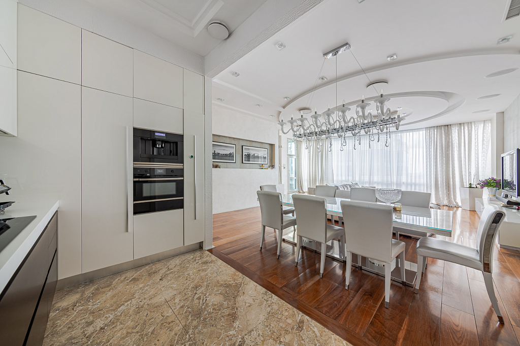 �������� 270,00 �² �� "����������� �������" 