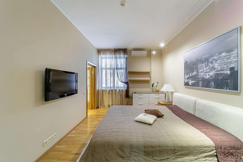 �������� 110,2 �² �. �������������� ������� �������������� ���., 16-18