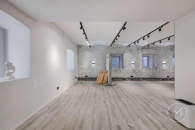 Коммерческое помещение 72,60 м² Чаплыгина д. 8 стр. 1 Коммерческое помещение 72,60 м² Чаплыгина д. 8 стр. 1