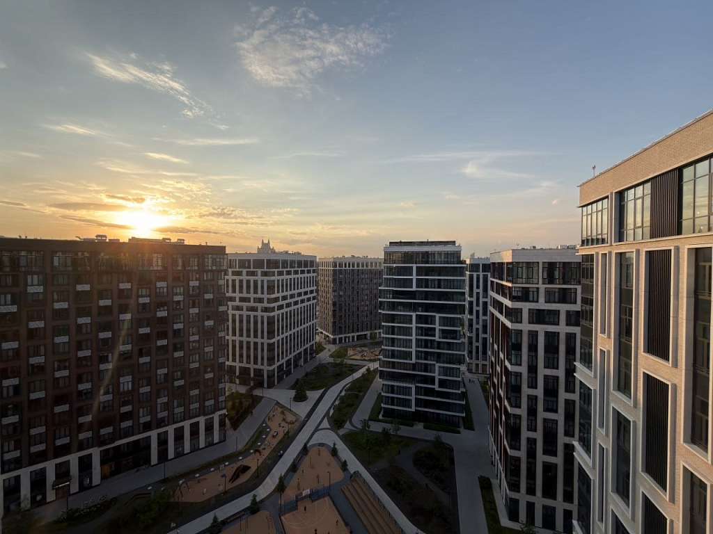 �������� 127,00 �² �� �West Garden�