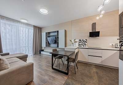 �������� 47,8 �² Life ����������� LIFE - �����������