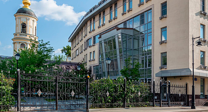  273,00 ²  "Novel House"  Novel House