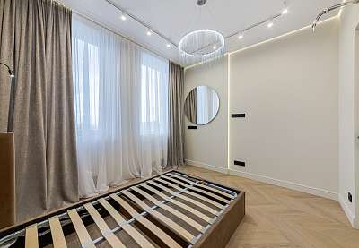 �������� 102,00 �²  �� �Headliner�