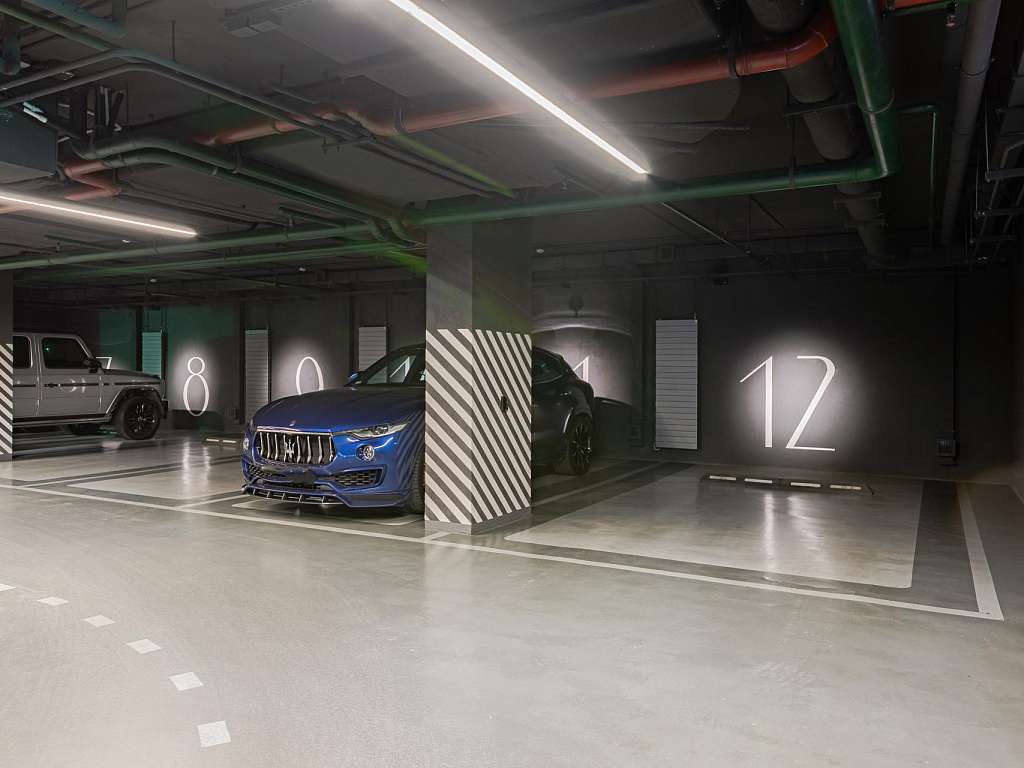  32