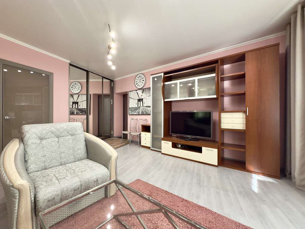 �������� 70,00 �² �� "������� �������", �. 9/1