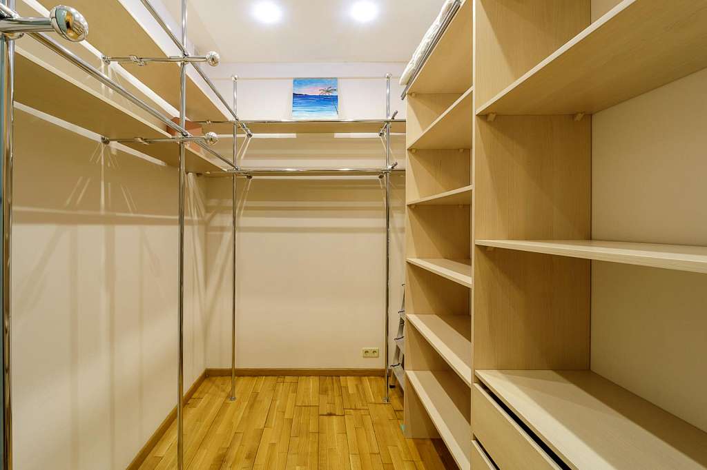 �������� 110,2 �² �. �������������� ������� �������������� ���., 16-18