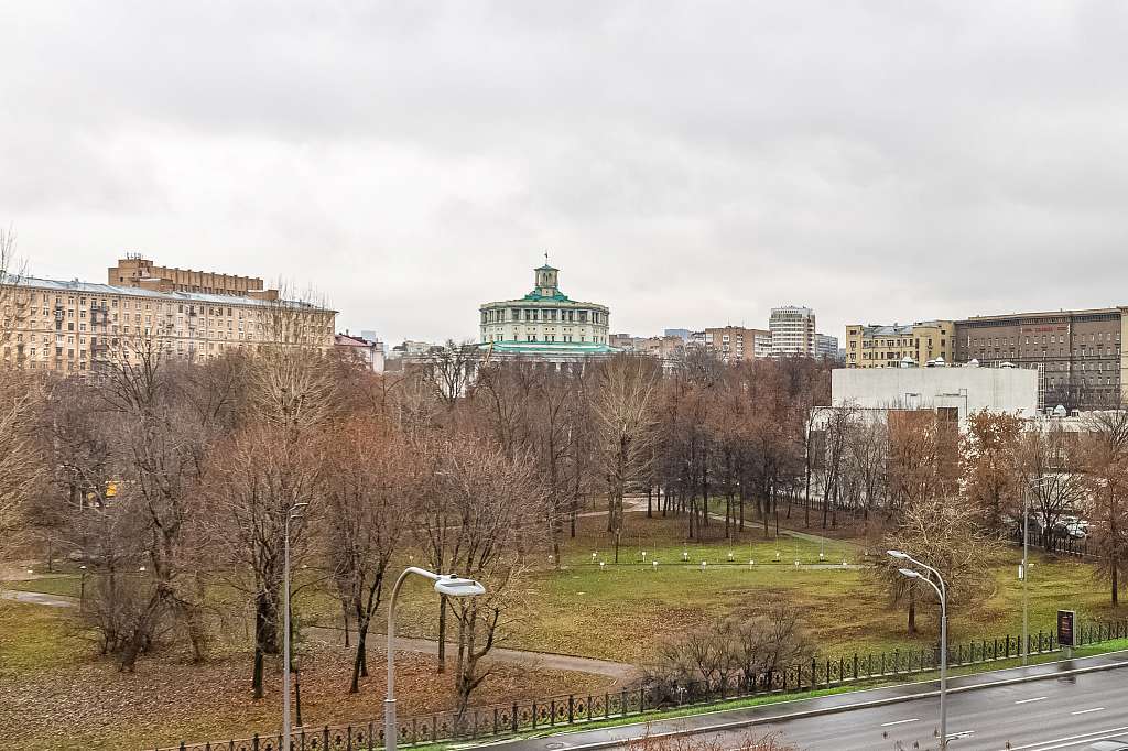  136,40 ² Sole Hills