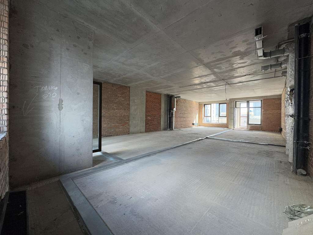  121,70 ²  " Red Side"  Red Side