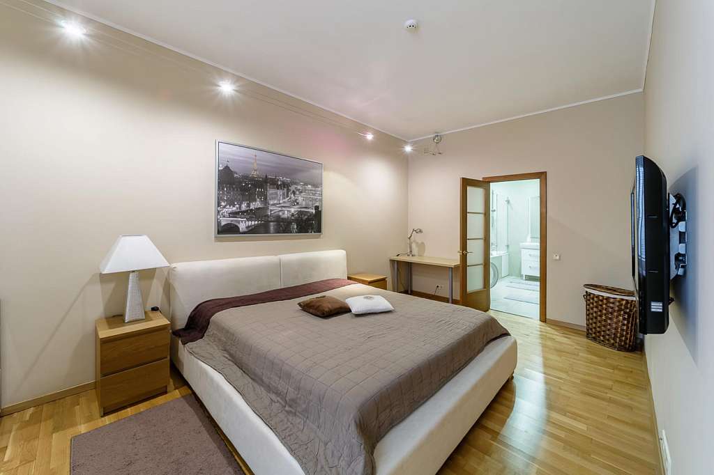 �������� 110,2 �² �. �������������� ������� �������������� ���., 16-18