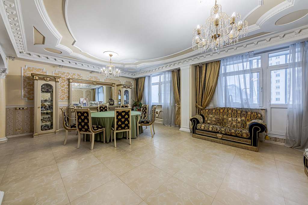 �������� 156,00 �² �� "����� ����"