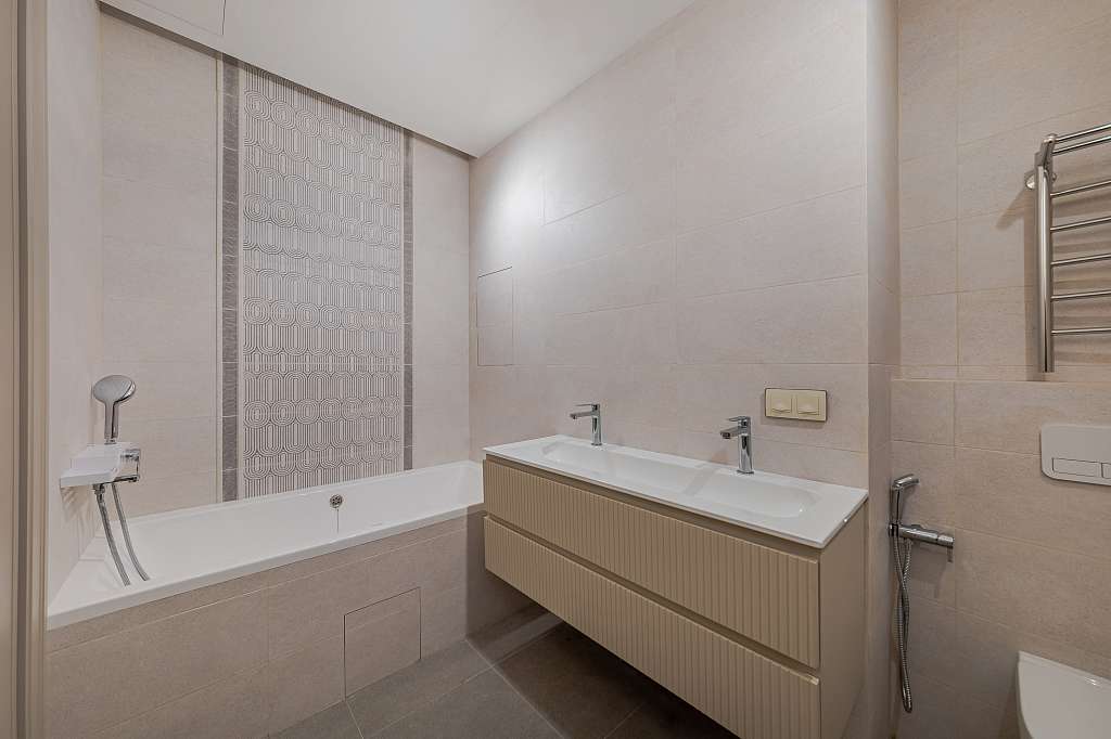  107,10 ² Sole Hills