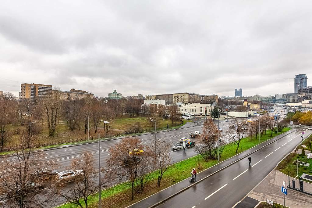  136,40 ² Sole Hills