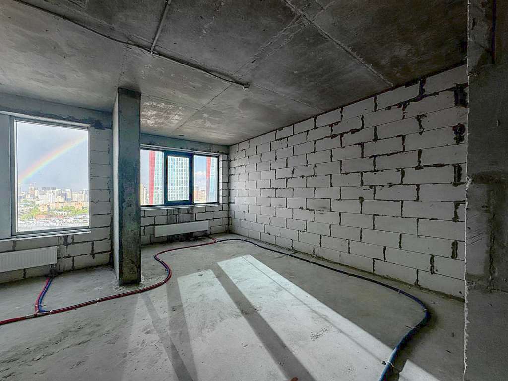  42,50 ²  Headliner